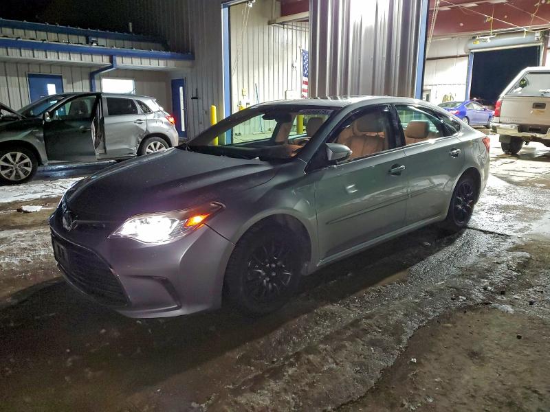 Фото 1 - TOYOTA AVALON