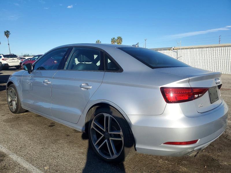 Фото 2 - AUDI A3