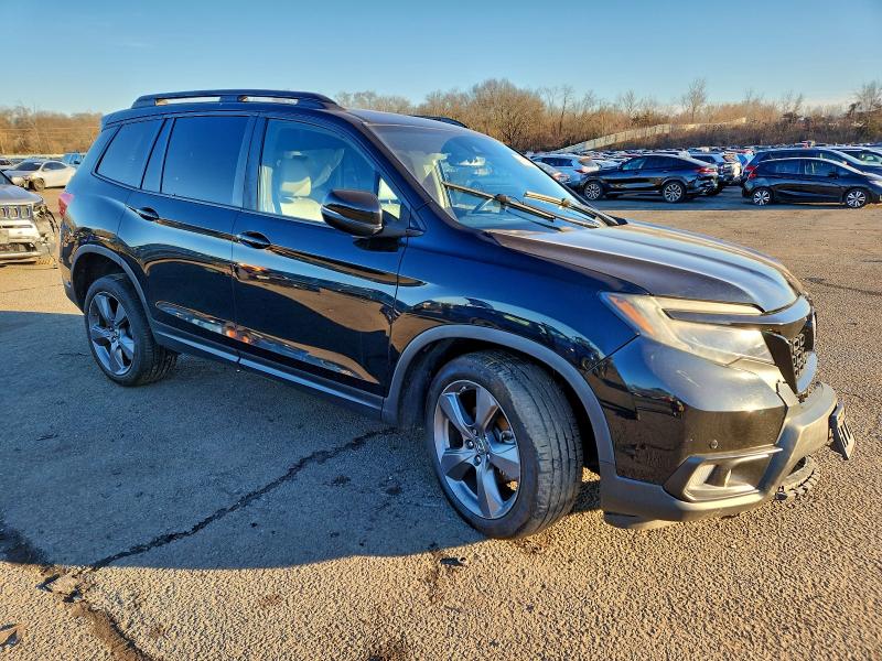 HONDA PASSPORT 2019 VIN 5FNYF8H90KB005206