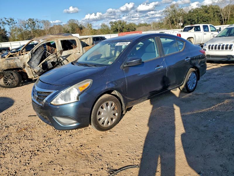 Фото 1 - NISSAN VERSA