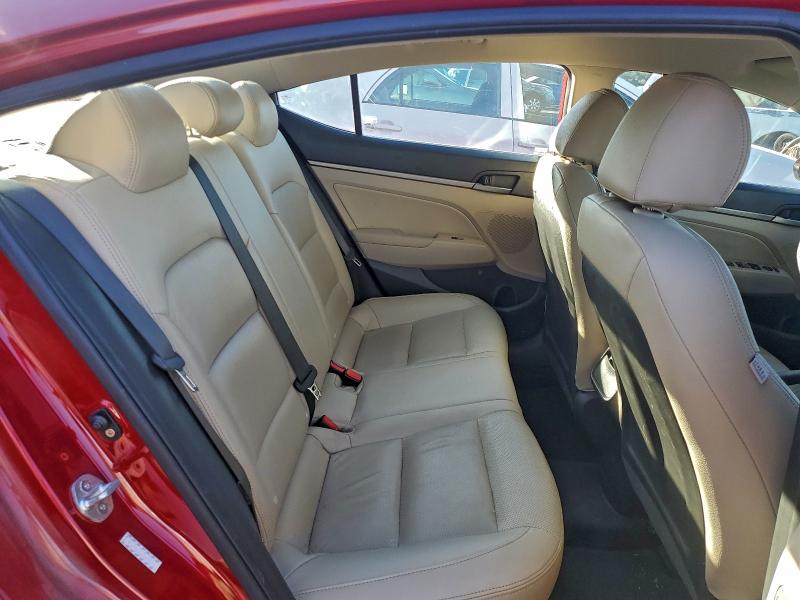 Фото 10 - HYUNDAI ELANTRA