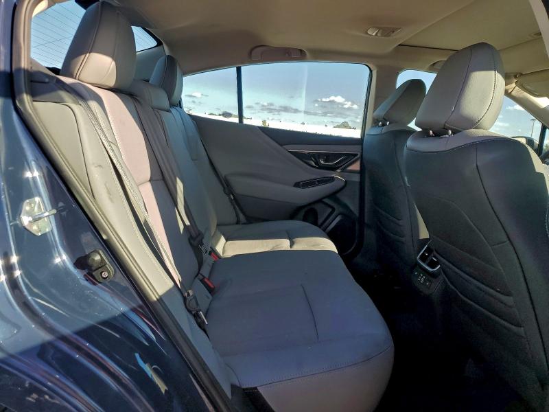 Фото 10 - SUBARU LEGACY