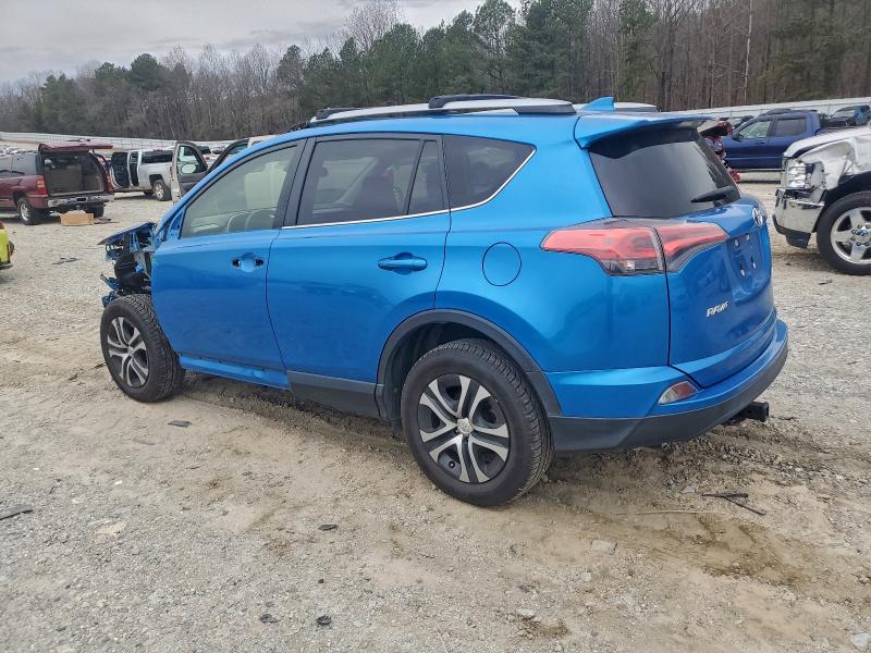 Фото 2 - TOYOTA RAV4