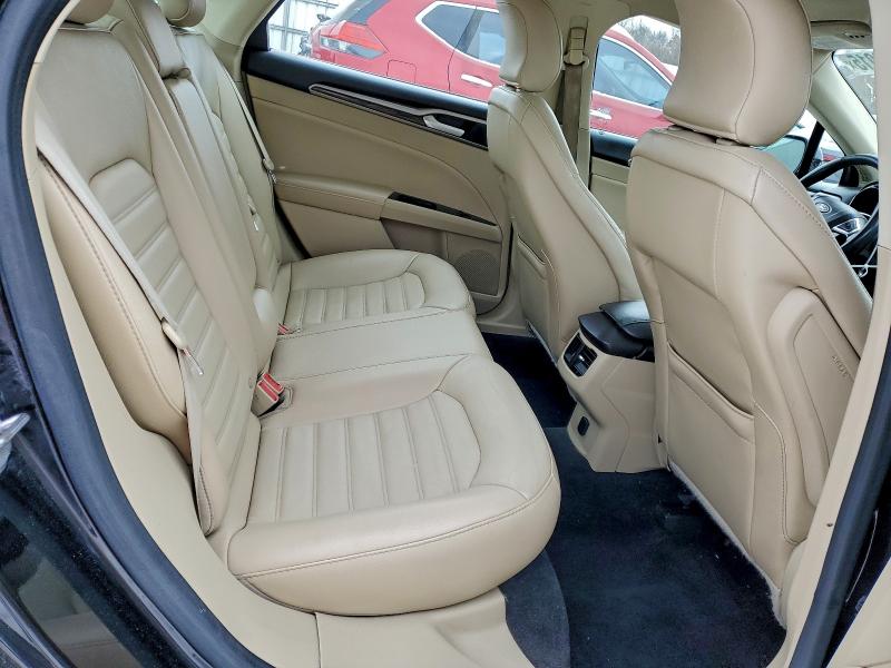 Фото 10 - FORD FUSION