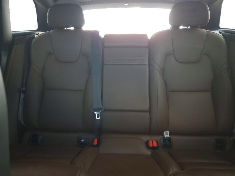 VOLVO XC60 B5 IN 2022 VIN YV4L12RL1N1954368