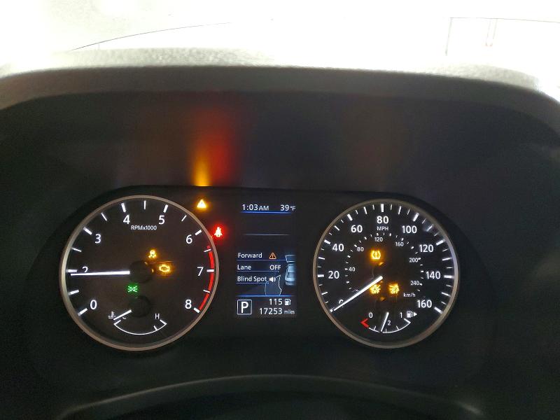 Фото 9 - NISSAN SENTRA