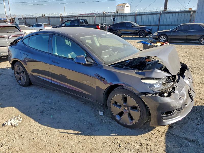 Фото 4 - TESLA MODEL 3