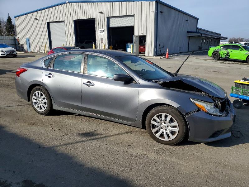 Фото 4 - NISSAN ALTIMA