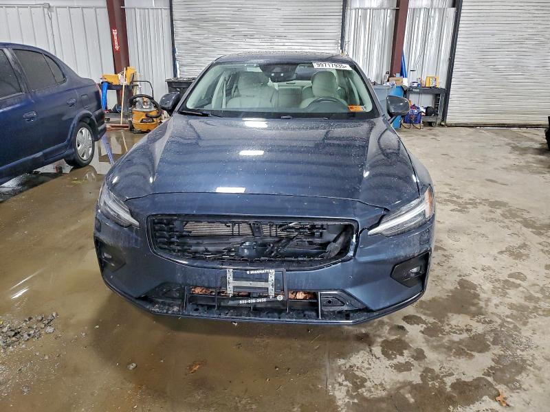 Фото 5 - VOLVO S60