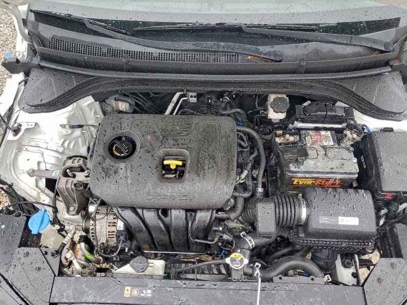 Фото 11 - HYUNDAI ELANTRA