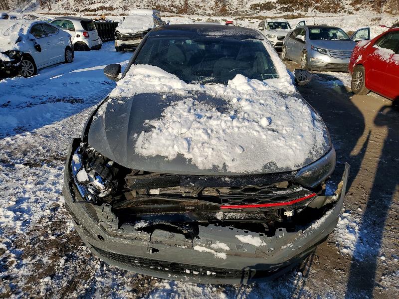 Фото 5 - VOLKSWAGEN JETTA