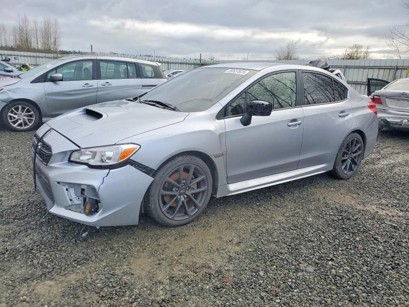 Фото 1 - SUBARU WRX