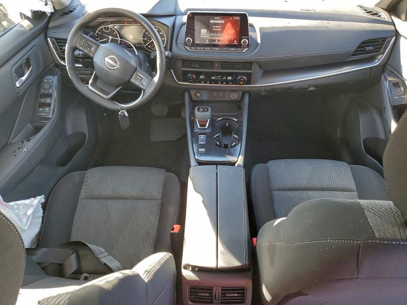 Фото 8 - NISSAN ROGUE