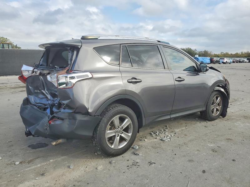 Фото 3 - TOYOTA RAV4