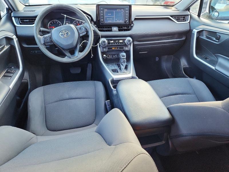 Фото 8 - TOYOTA RAV4