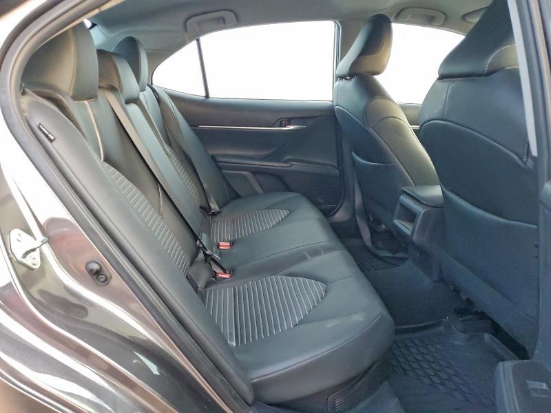 Фото 10 - TOYOTA CAMRY