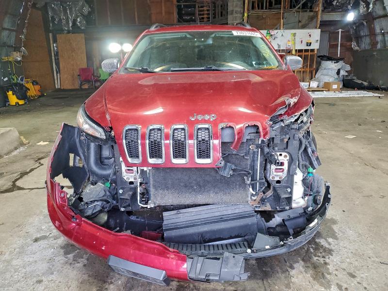 Фото 5 - JEEP GRAND CHER