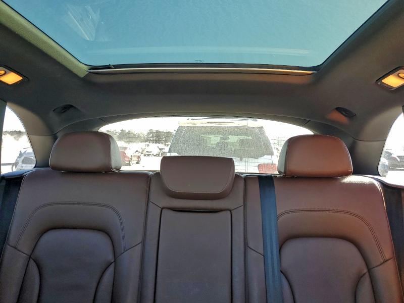 Фото 10 - AUDI Q5