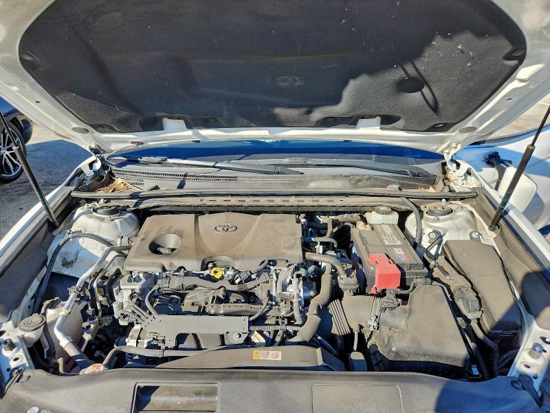 Фото 11 - TOYOTA CAMRY