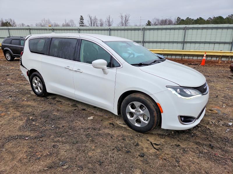 Фото 4 - CHRYSLER PACIFICA