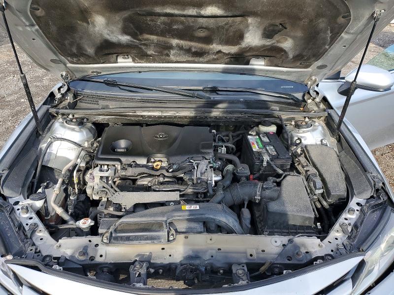 Фото 11 - TOYOTA CAMRY