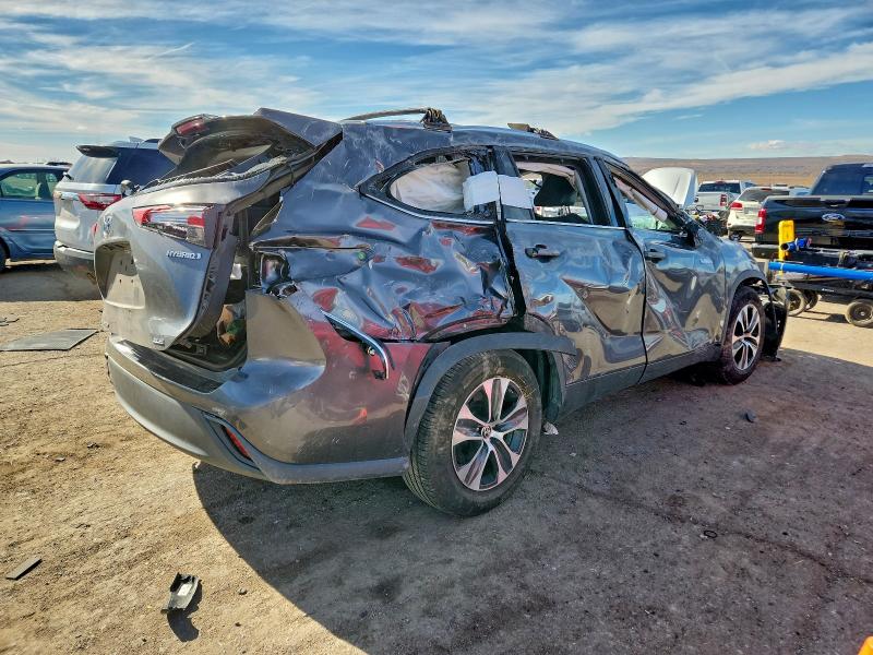 Фото 3 - TOYOTA HIGHLANDER