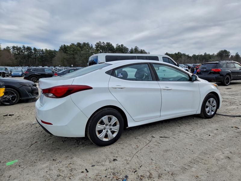 Фото 3 - HYUNDAI ELANTRA