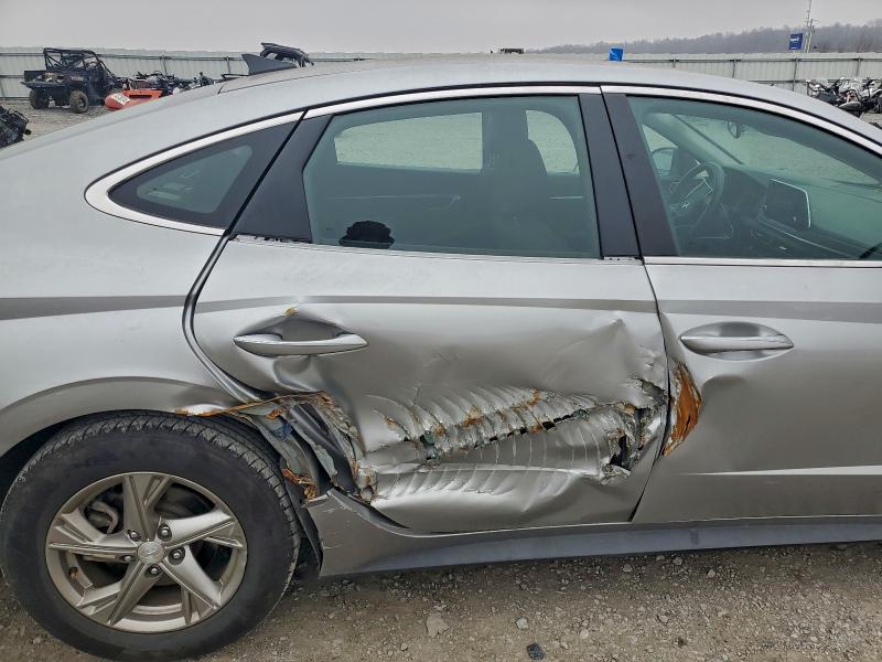 Фото 10 - HYUNDAI SONATA