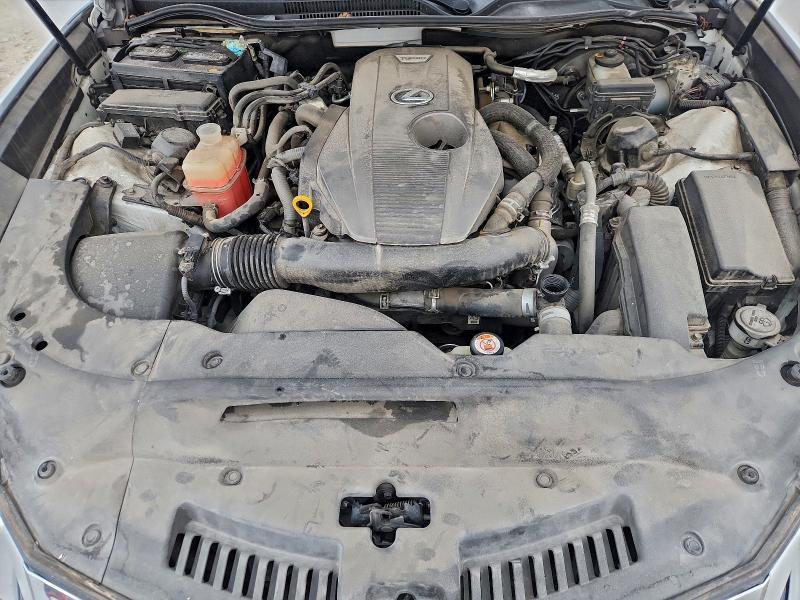 Фото 11 - LEXUS RC