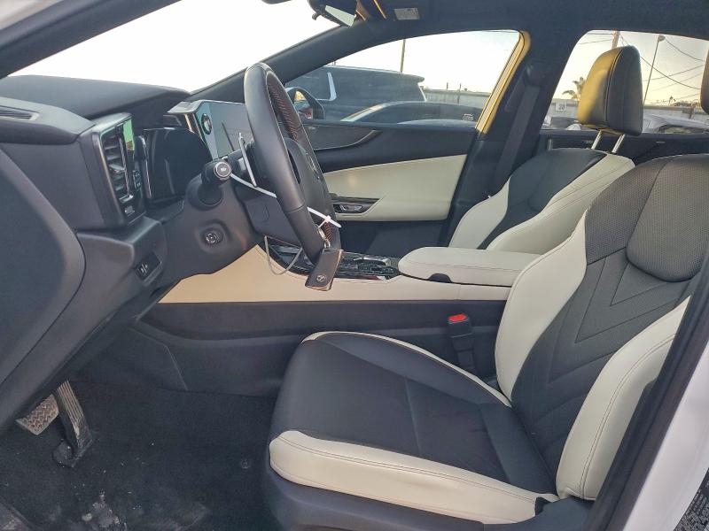 LEXUS NX 350 LUX 2024 VIN 2T2HGCEZ1RC048676