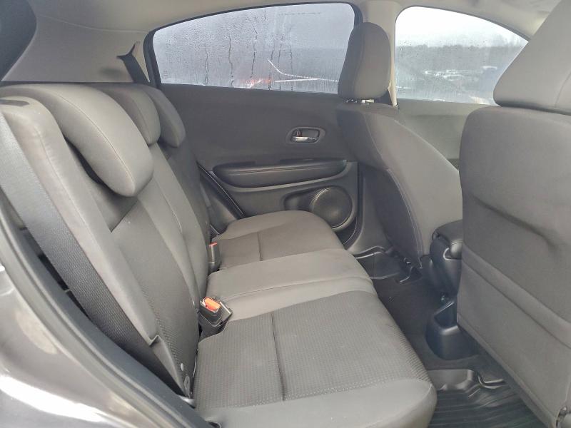 Фото 10 - HONDA HR-V