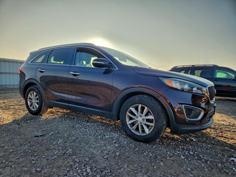 Фото 4 - KIA SORENTO