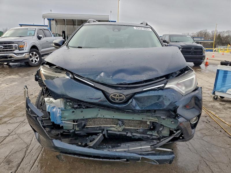 Фото 5 - TOYOTA RAV4