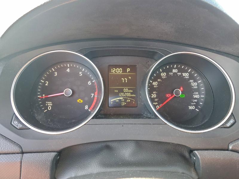 Фото 9 - VOLKSWAGEN JETTA