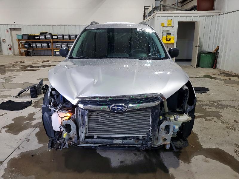 Фото 5 - SUBARU FORESTER