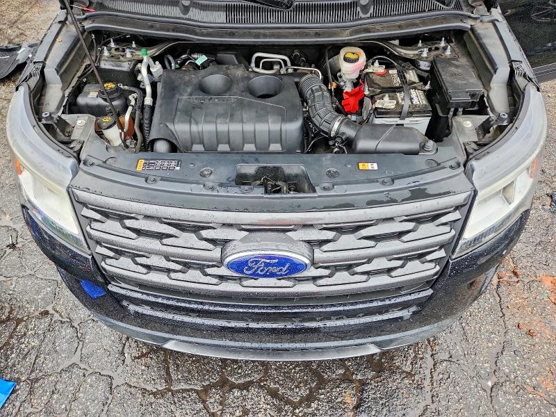 Фото 12 - FORD EXPLORER