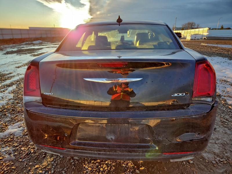 Фото 6 - CHRYSLER 300