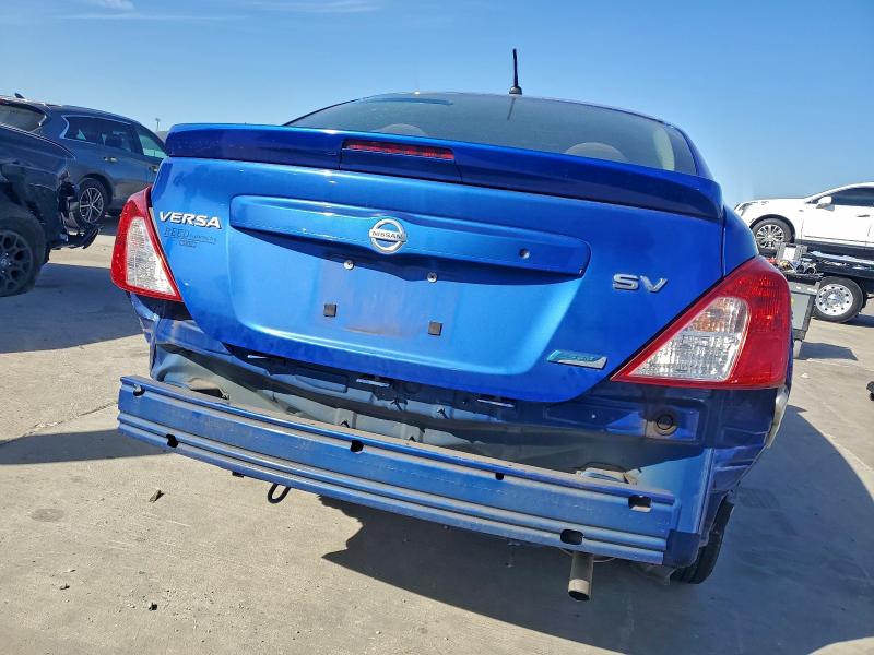 Фото 6 - NISSAN VERSA