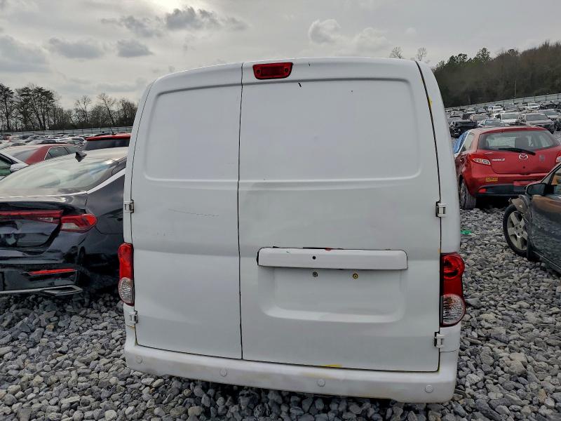 Фото 6 - NISSAN NV