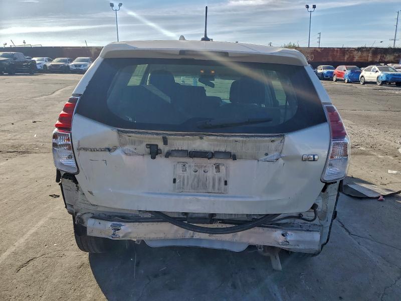 Фото 6 - TOYOTA PRIUS