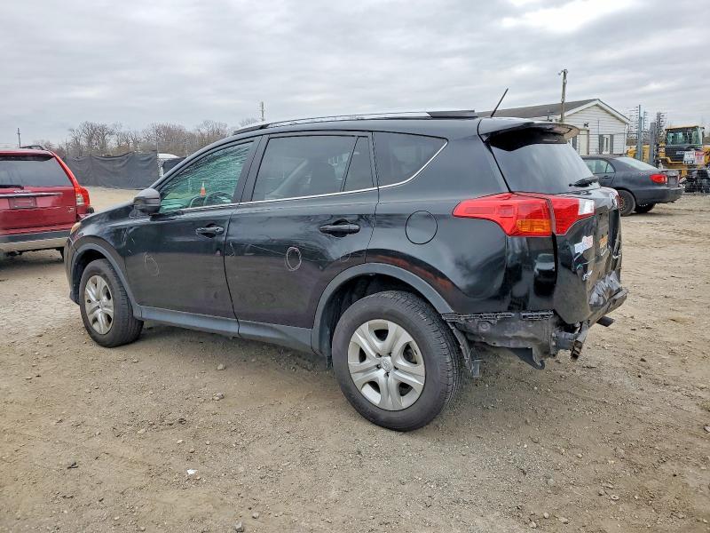 Фото 2 - TOYOTA RAV4