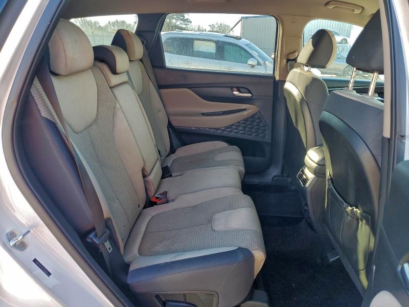 Фото 11 - HYUNDAI SANTA FE