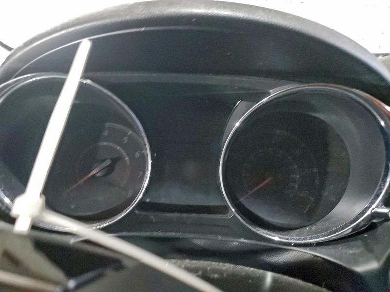 Фото 9 - MITSUBISHI OUTLANDER