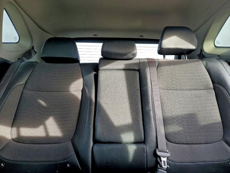 Фото 10 - KIA SELTOS