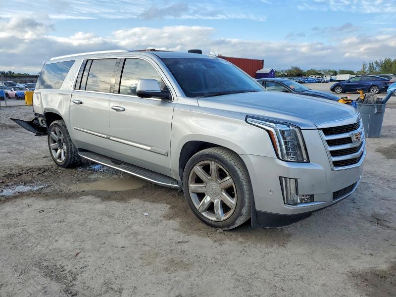 Фото 4 - CADILLAC ESCALADE