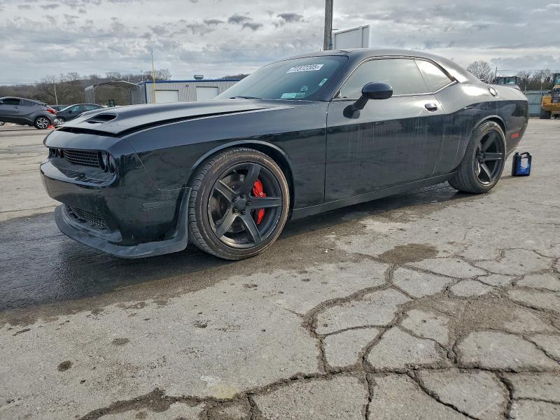 Фото 1 - DODGE CHALLENGER