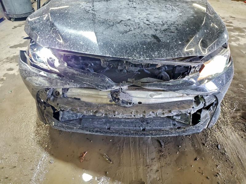 Фото 11 - TOYOTA CAMRY