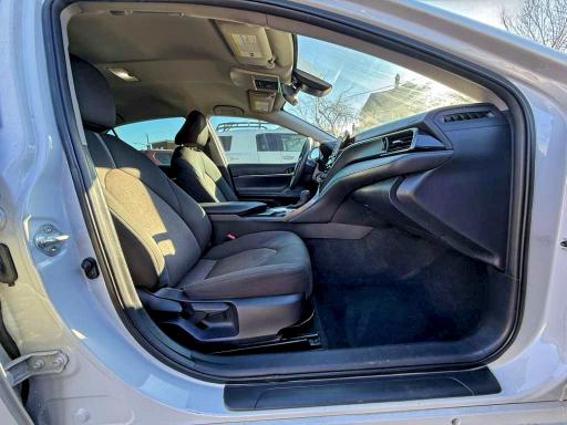 Фото 6 - TOYOTA CAMRY