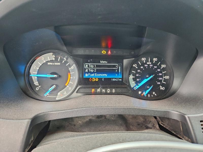 Фото 9 - FORD EXPLORER