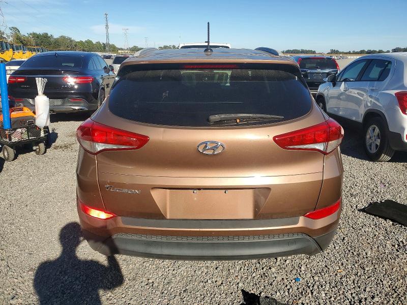 Фото 6 - HYUNDAI TUCSON